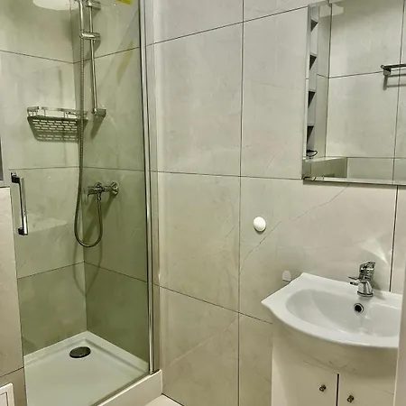 Stylowa Kawalerka Z Wifi Praga Minska 22 Blisko Pge Narodowego